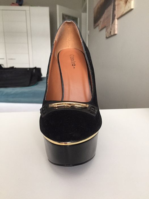 Szpilki czarne na wysokiej platformie