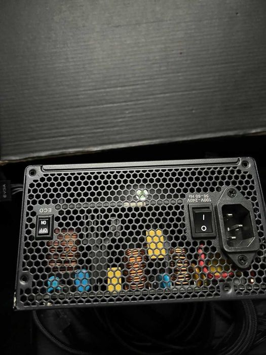 Блок живлення EVGA SuperNOVA 1000 G3 (220-G3-1000) 1000W Gold