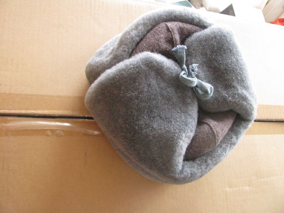 Шапка вушанка зі штучного хутра.