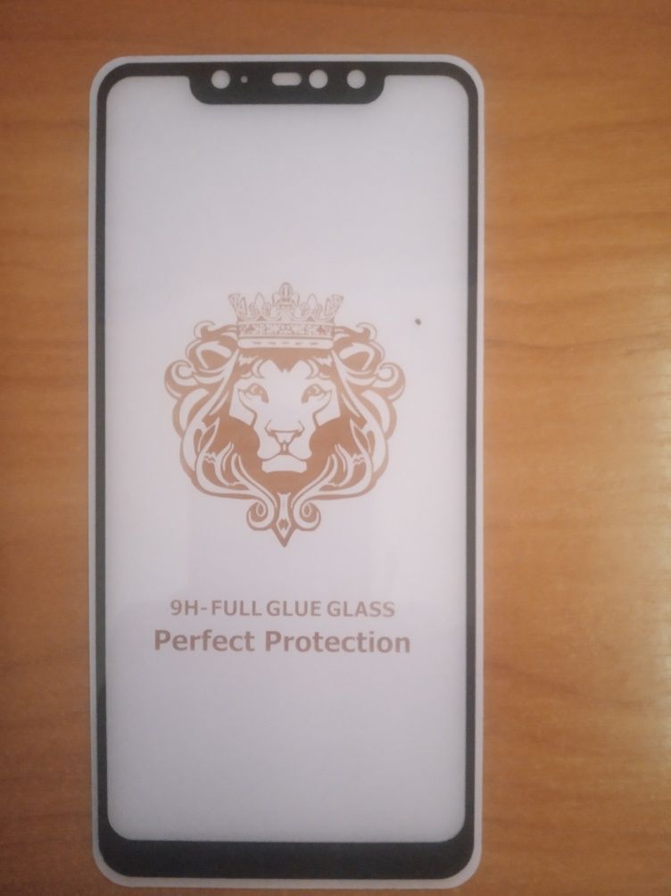 Продам защитное стекло на смартфон Redmi Note 6 Pro