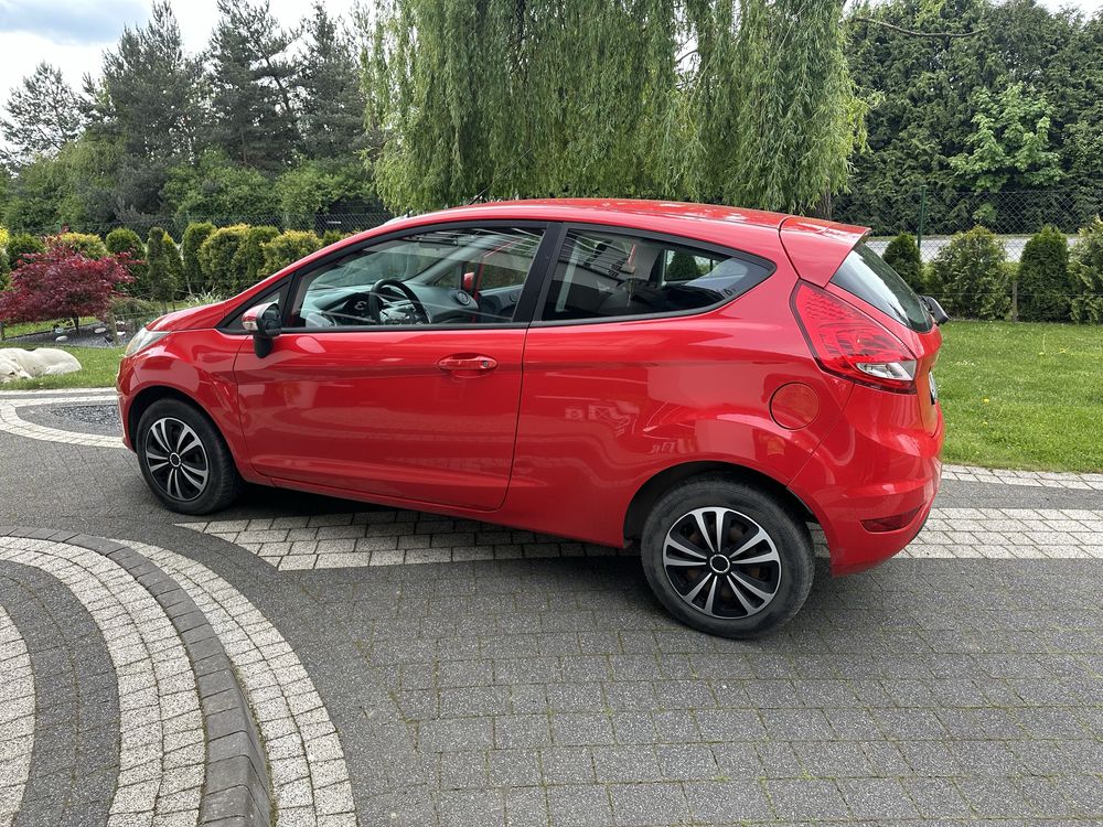 Ford fiesta 1.25b klimatyzacja nowy rozrzad olej filtry stan bdb