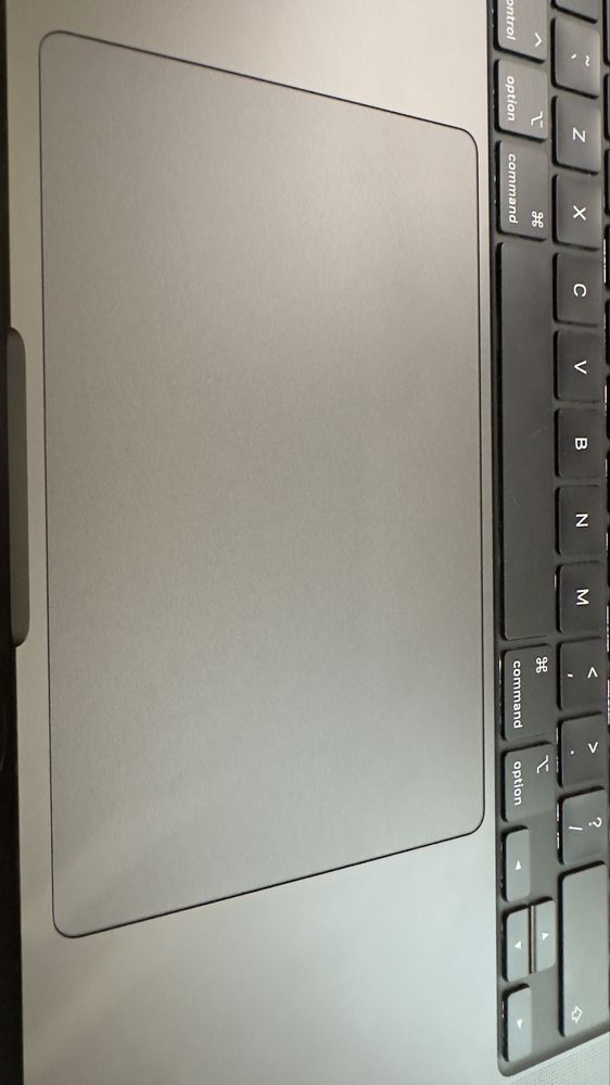 MacBook Pro M 3  16 2023r