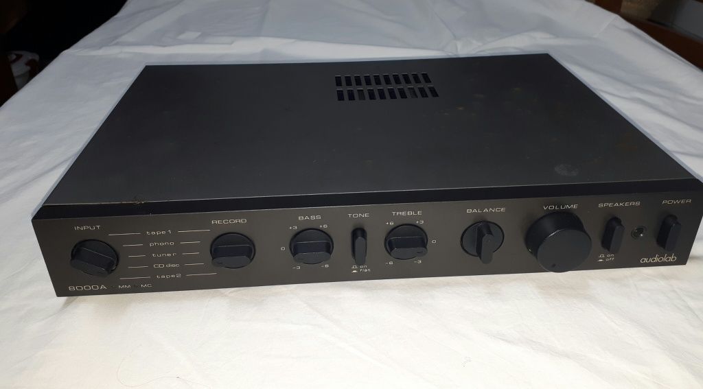 Amplificador AUDIOLAB 8000 A