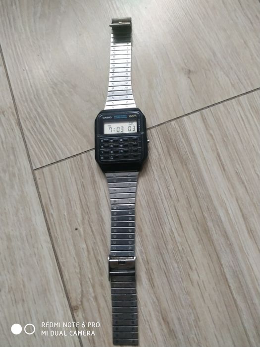 Zegarek Casio  z kalkulatorem CA-59W