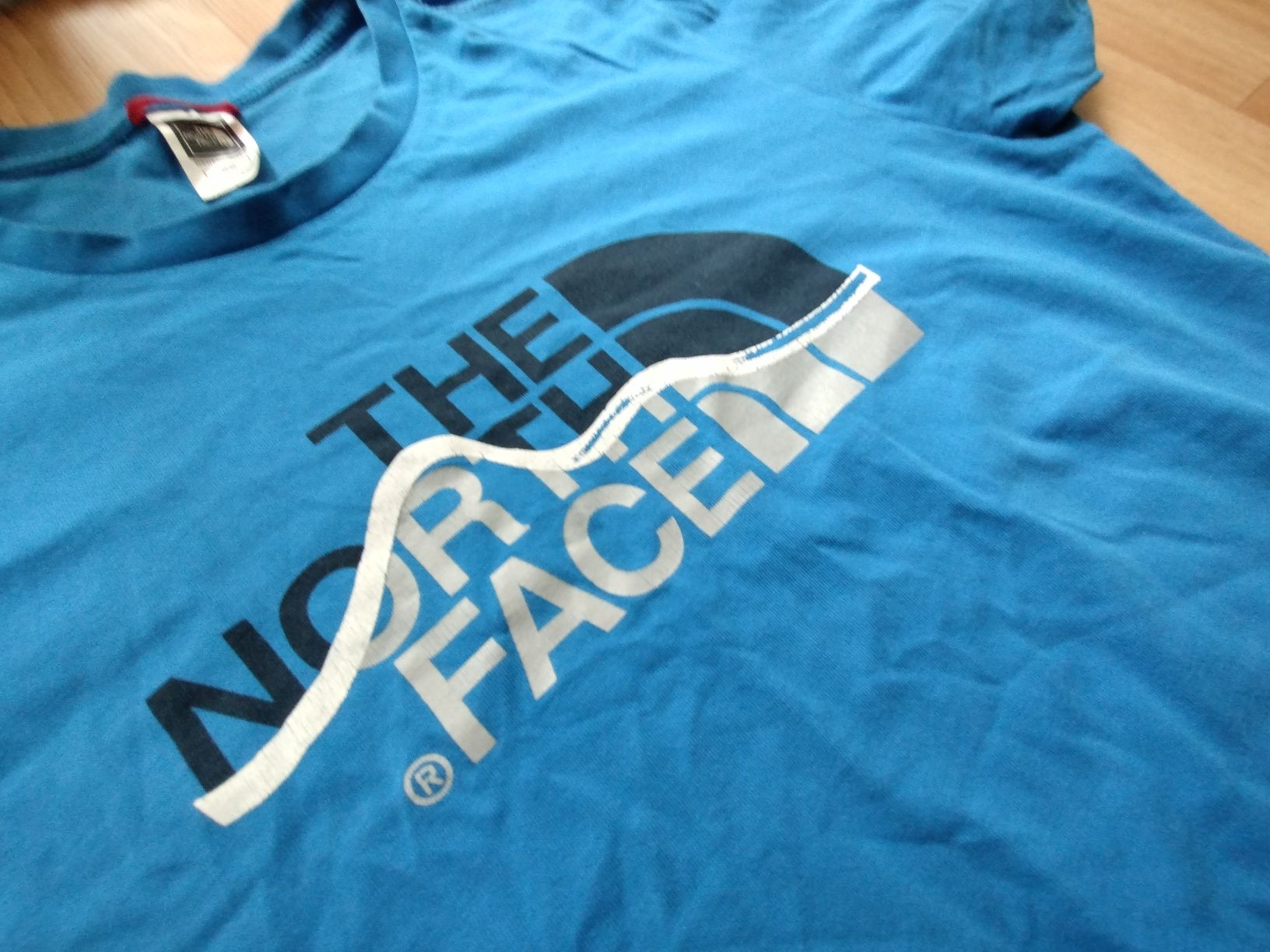 Футболка The north face
