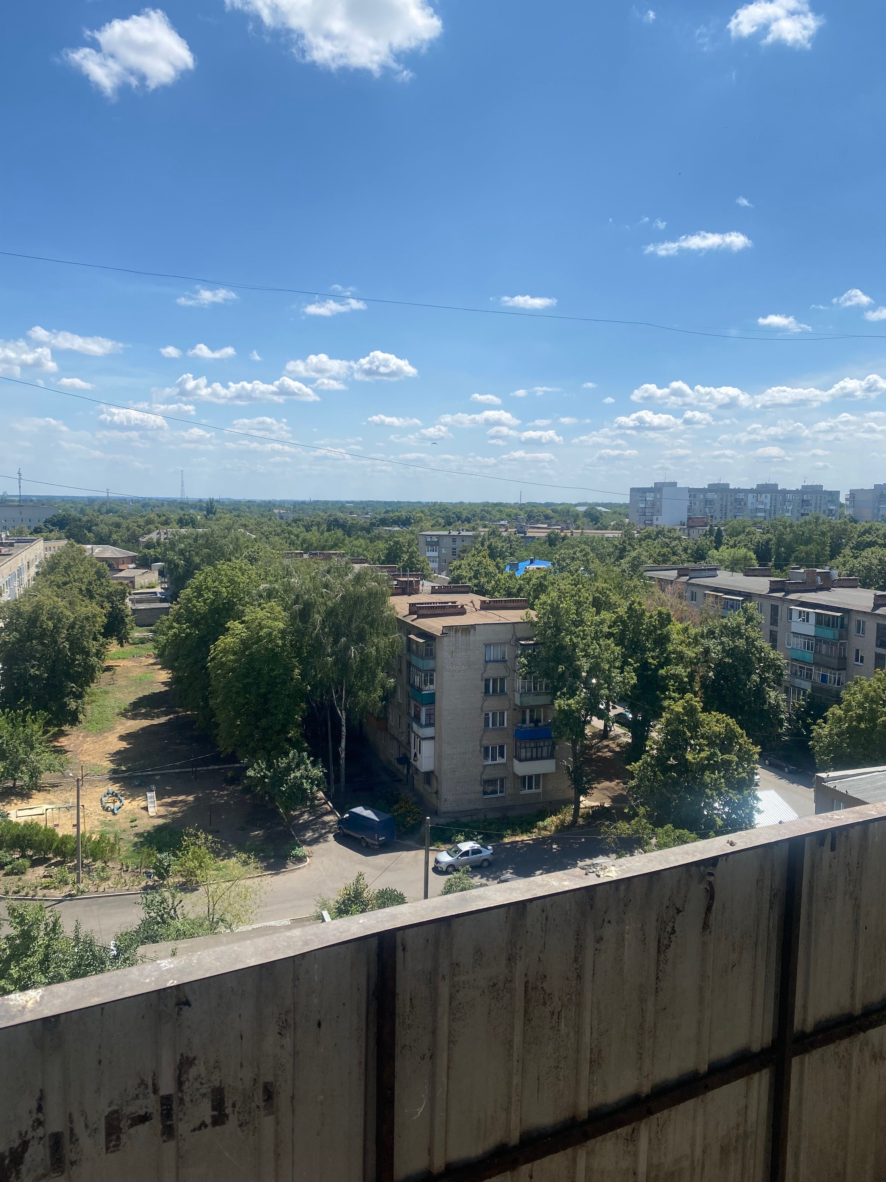 Продам 4-кім. кв. «чешку» у центрі міста  .