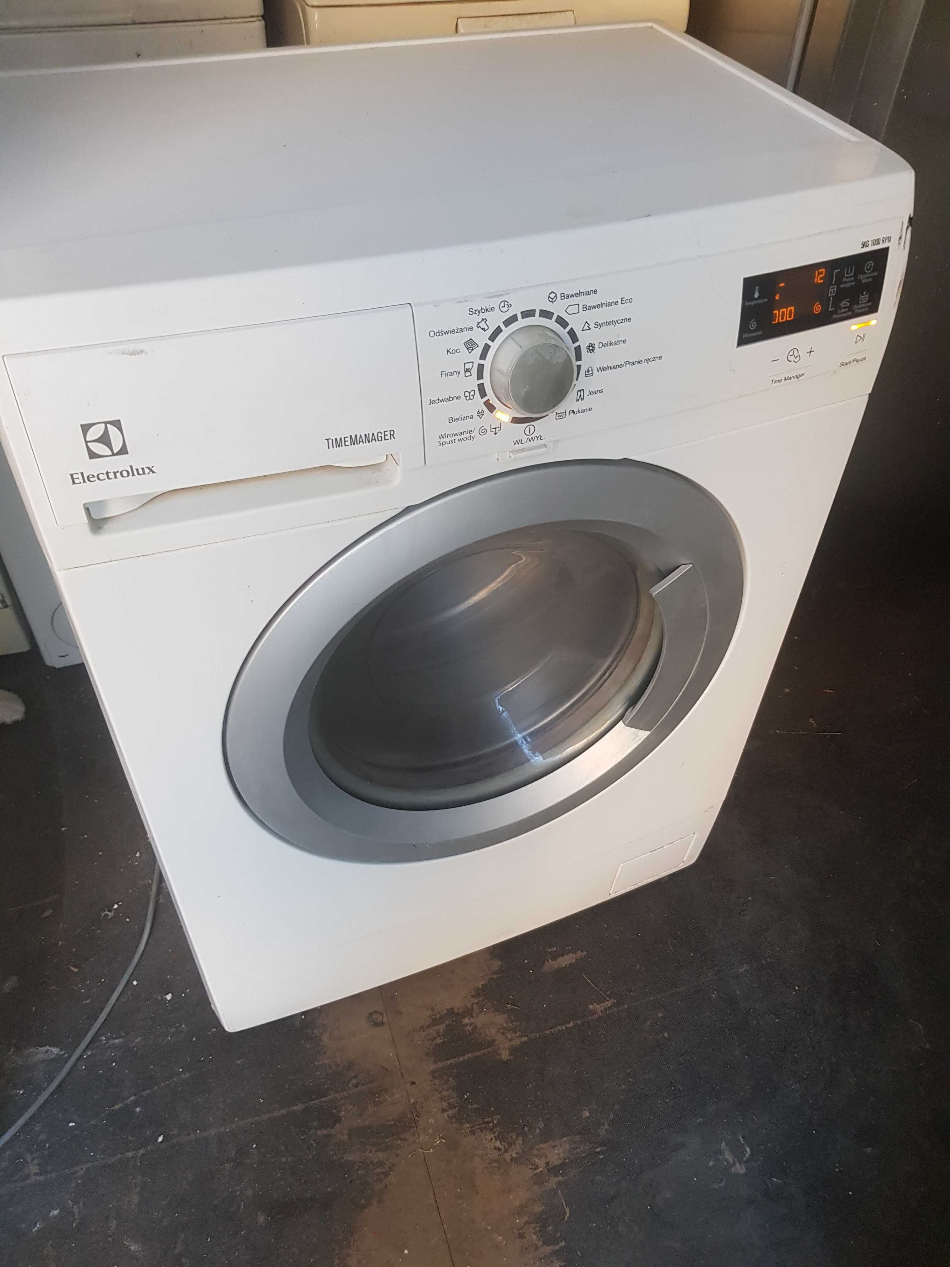 Pralka Electrolux Time manager Slim 5kg klasa a++