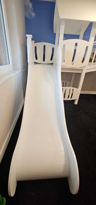 Plac zabaw wewnętrzny 4540 x 2100