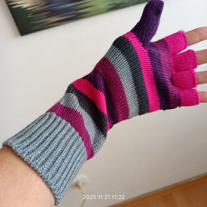 Rękawiczki jesienno zimowe damskie, dziewczęce.