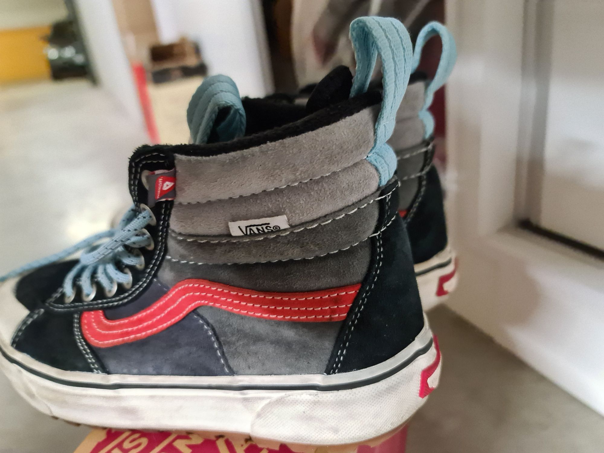 Tenis Vans  SK8-HI- n.39