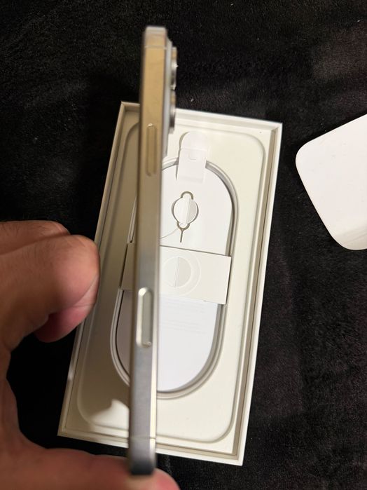 iPhone 16 Pro Max 256GB Titanium Natural