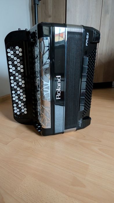 Akordeon Guzikowy Cyfrowy Roland FR-8XB
