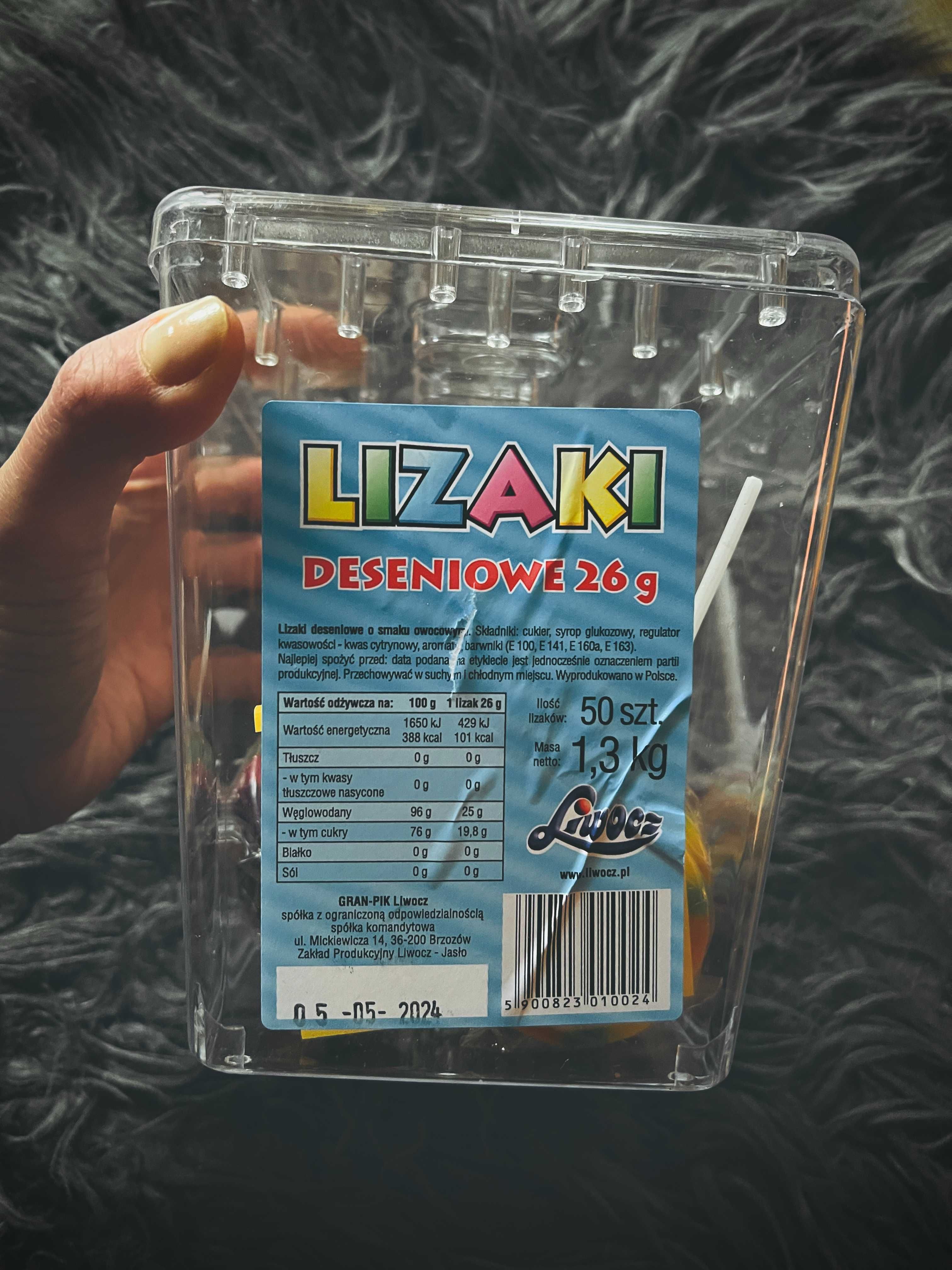Lizak deseniowy Buźka uśmiech słodycz odpust dzieciństwo