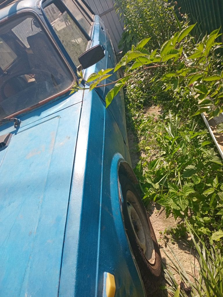 Продам ваз 2104,резина добра