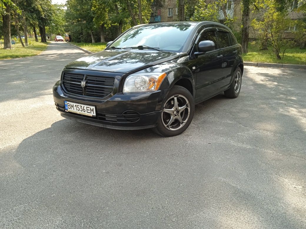 Продам Додж калибр 1.8