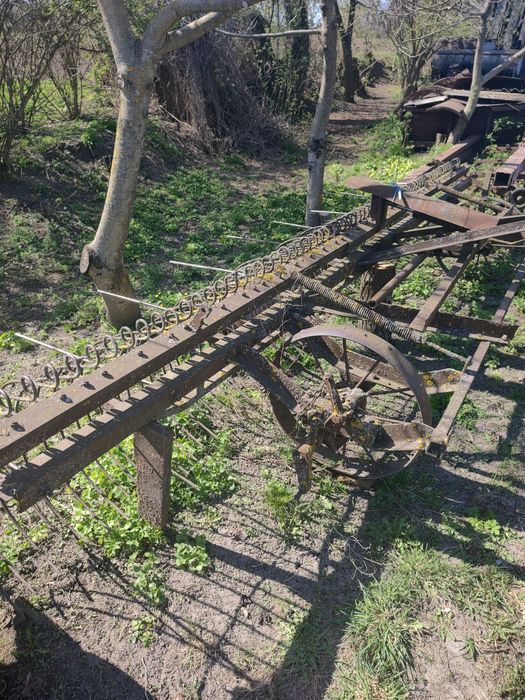 Гребка навісна до трактора