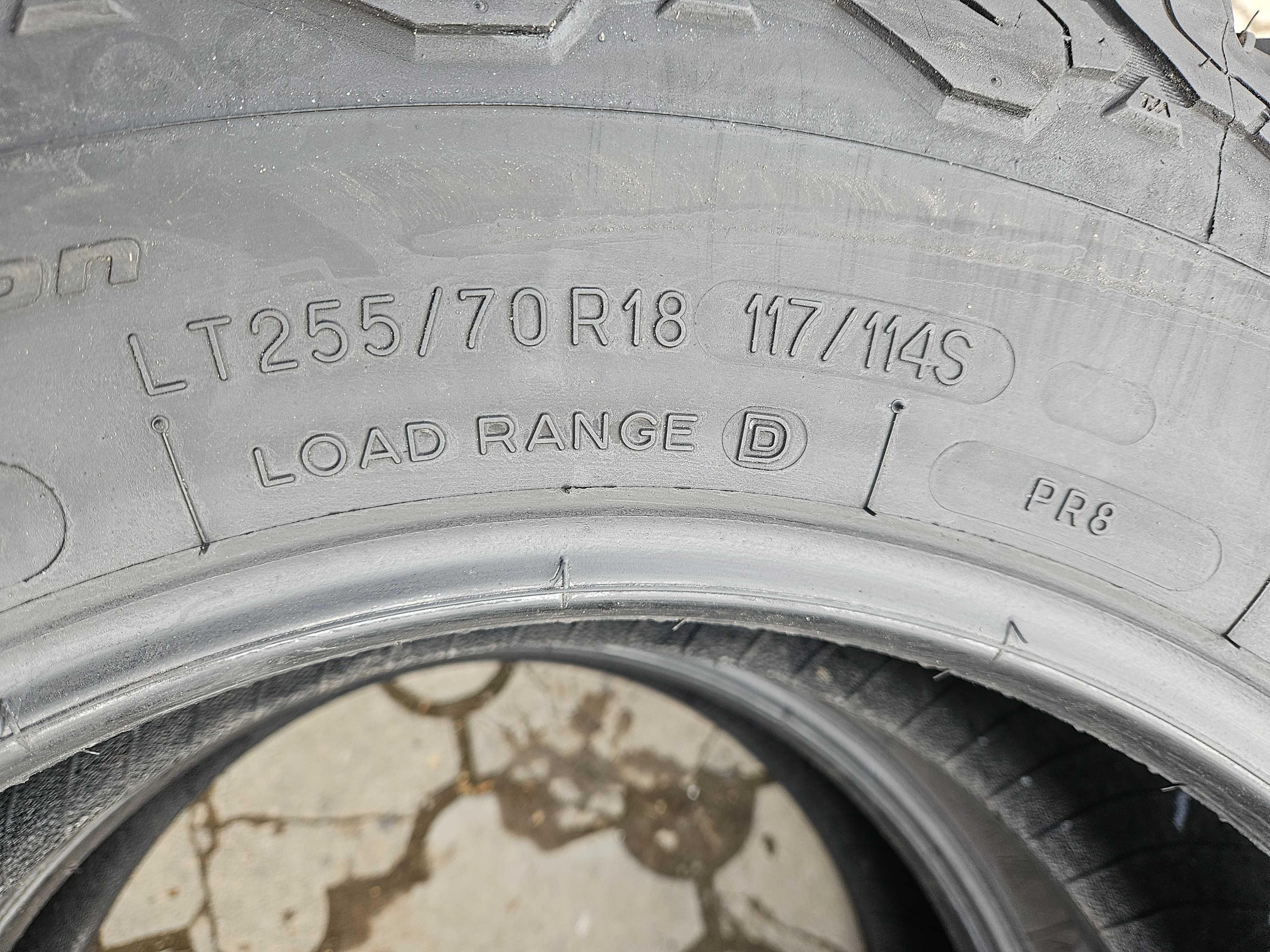 Шини  255/70 R18 BFGoodrich 400$/4шт. всесезонна резина