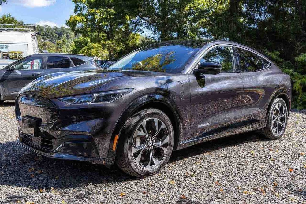 Ford Mustang Mach-E Premium      2021