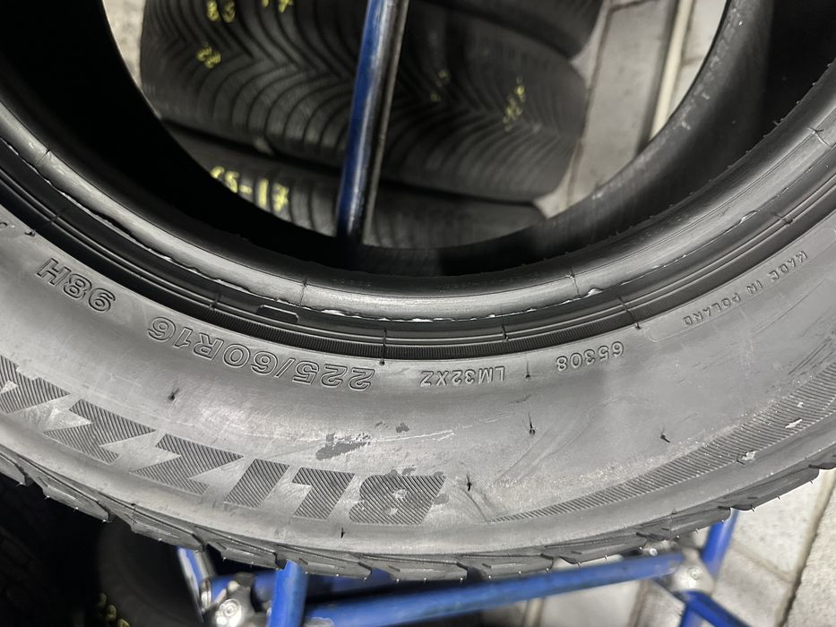 Зимові шини 225/60 R16 (98H) BRIDGESTONE
