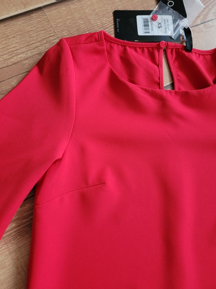 Nowa sukienka z metką czerwona XS