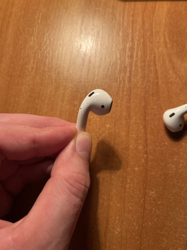 Apple AirPods 2 наушники