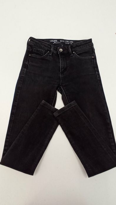 Брендовые джинсы от Colin's