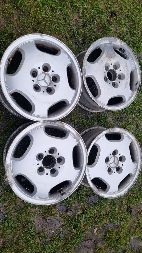 Sprzedam felgi do mercedesa CLK  W208