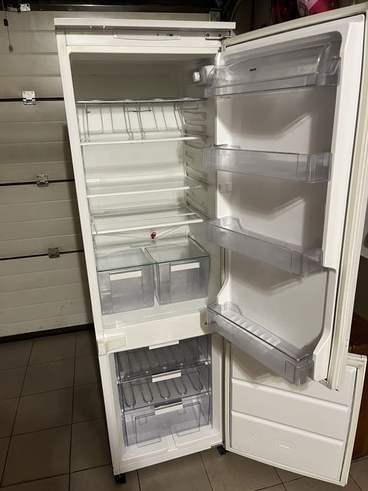 Lodowka do zabudowy whirlpool IKEA 177cm