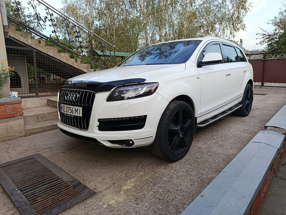 Продам Audi Q7 в отличном состоянии