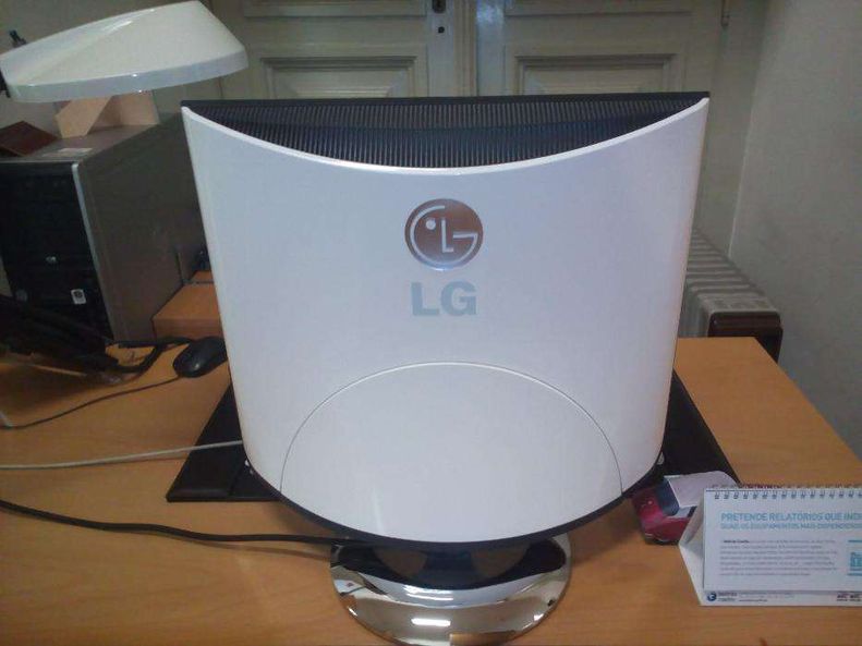 Monitor LG lx40 Series 17