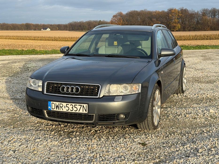 Audi A4 B6 1.9TDI AVF Recaro 17" RNS E