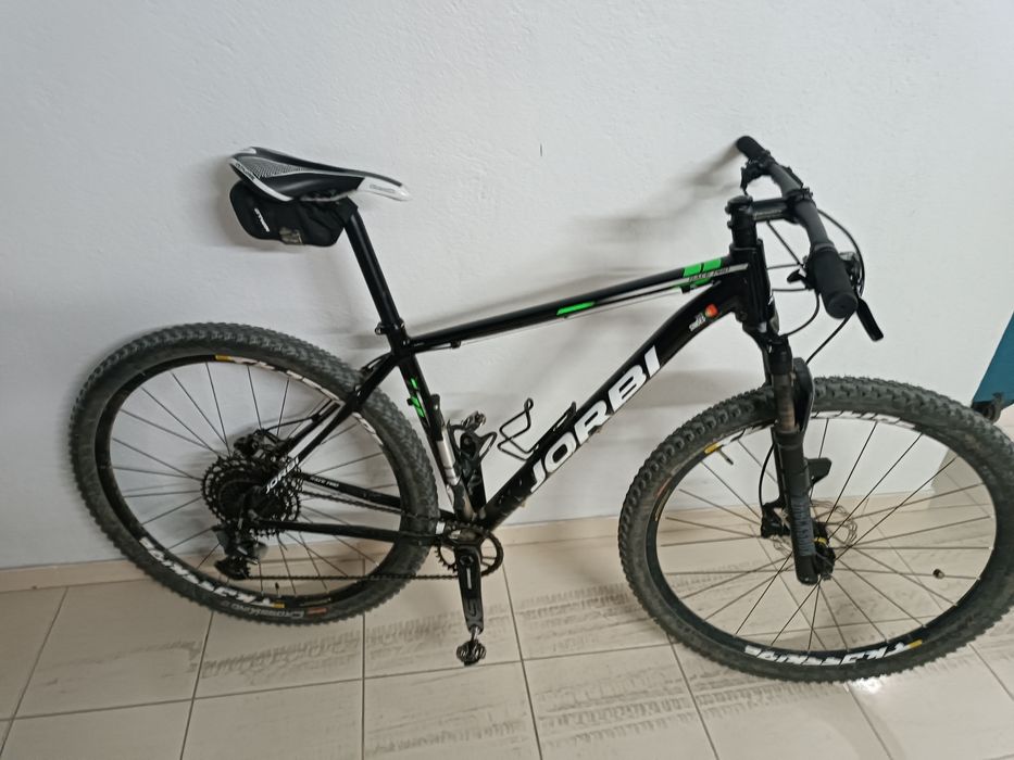 Bicicleta BTT jorbi