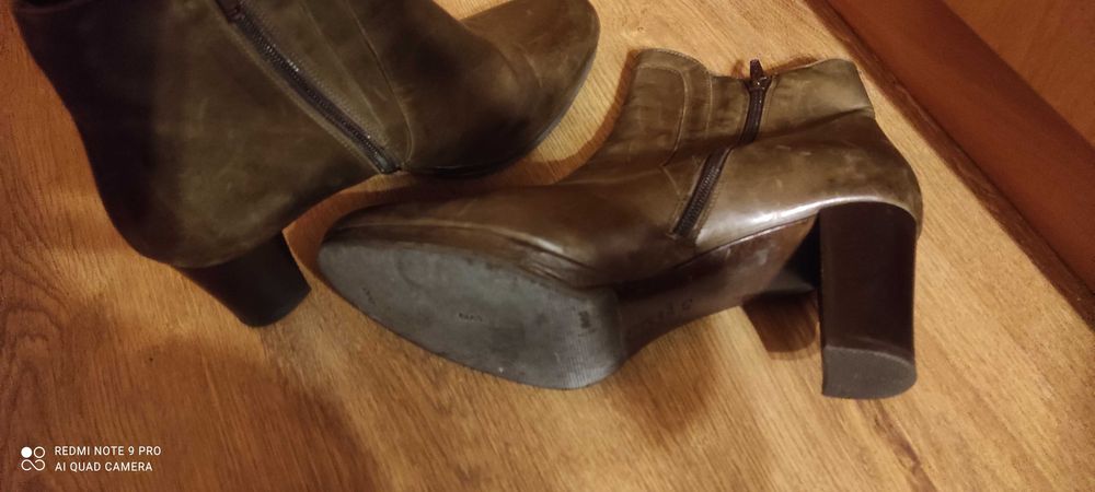 Полусапожки кожаные женские р. 40