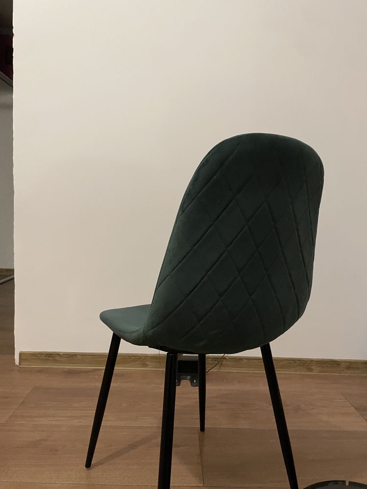 Krzeszlo tapicerowane 44x44x90 4 sztuki