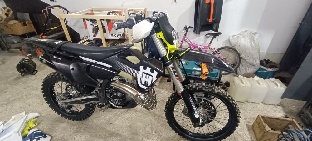 Husqvarna TE300 2024 TBI