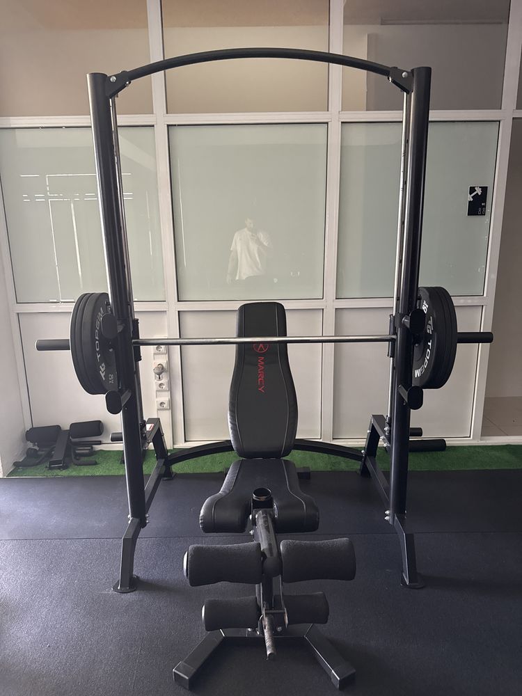 Smith e banco leg extension/curl Marcy