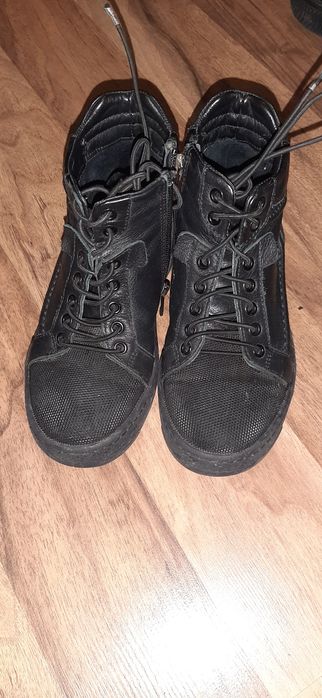 Ботинки демисезонные 30р