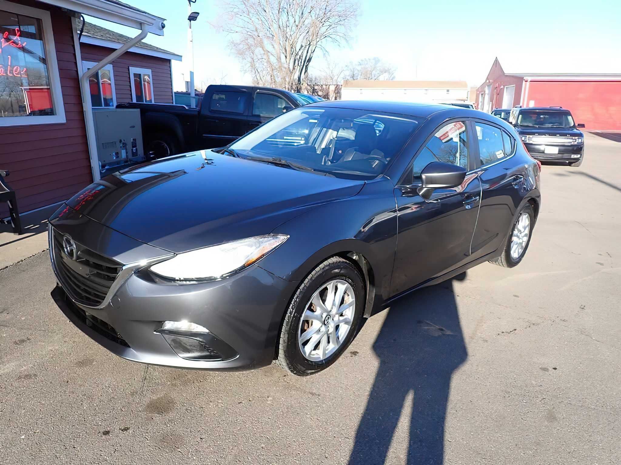 Mazda 3  2014 Gray