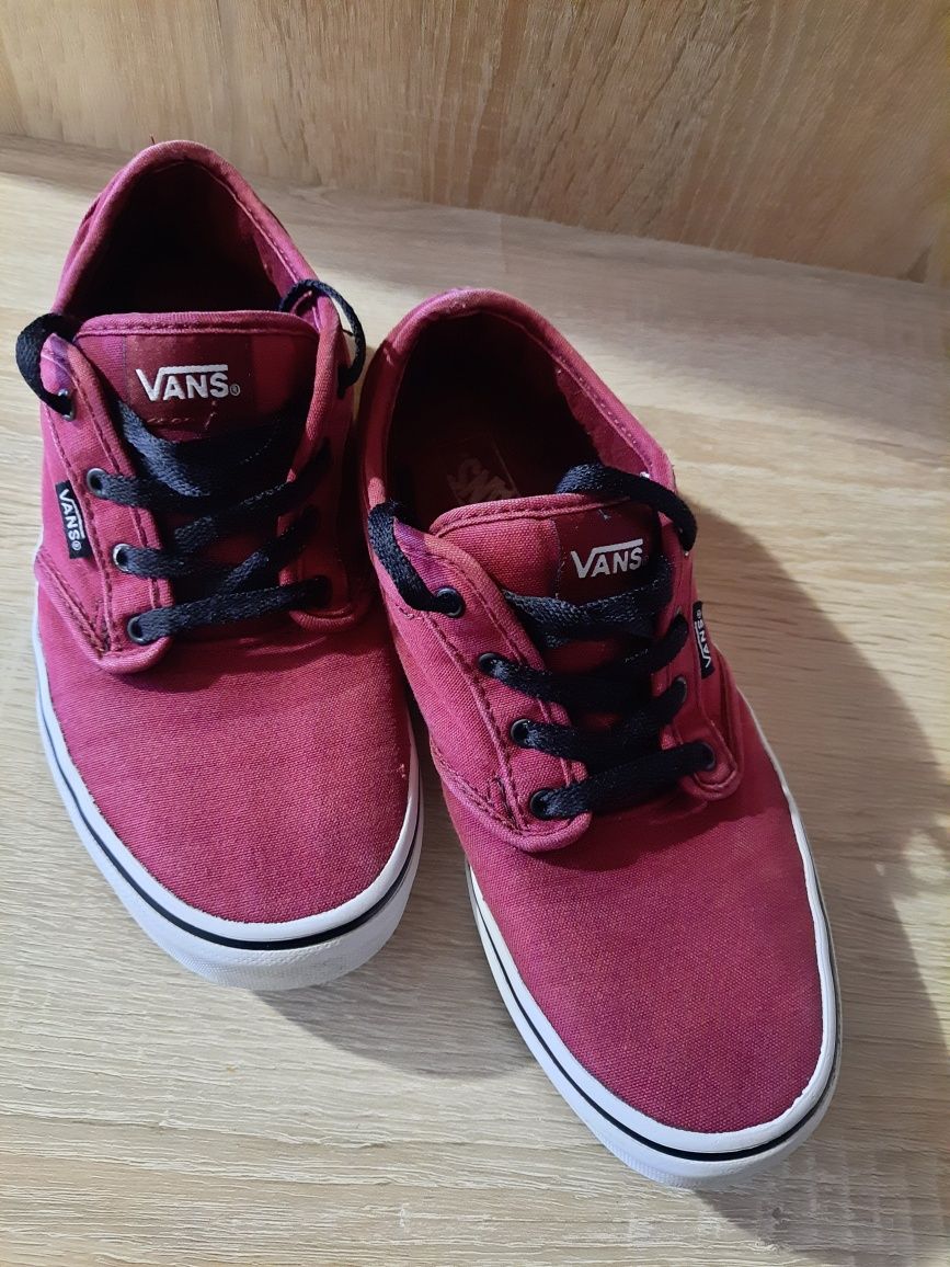 Продам кеды vans 38 р.
