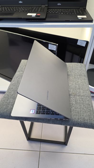 Samsung Galaxy Book5 ultra 7 255  32gb 1tb