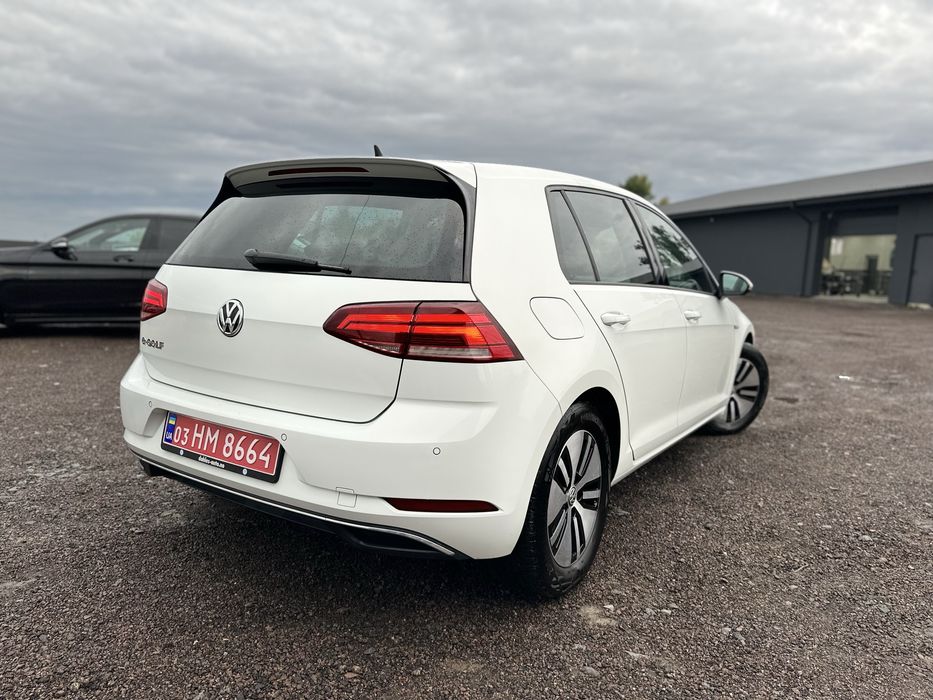 Volkswagen E-golf 2017 36 кв