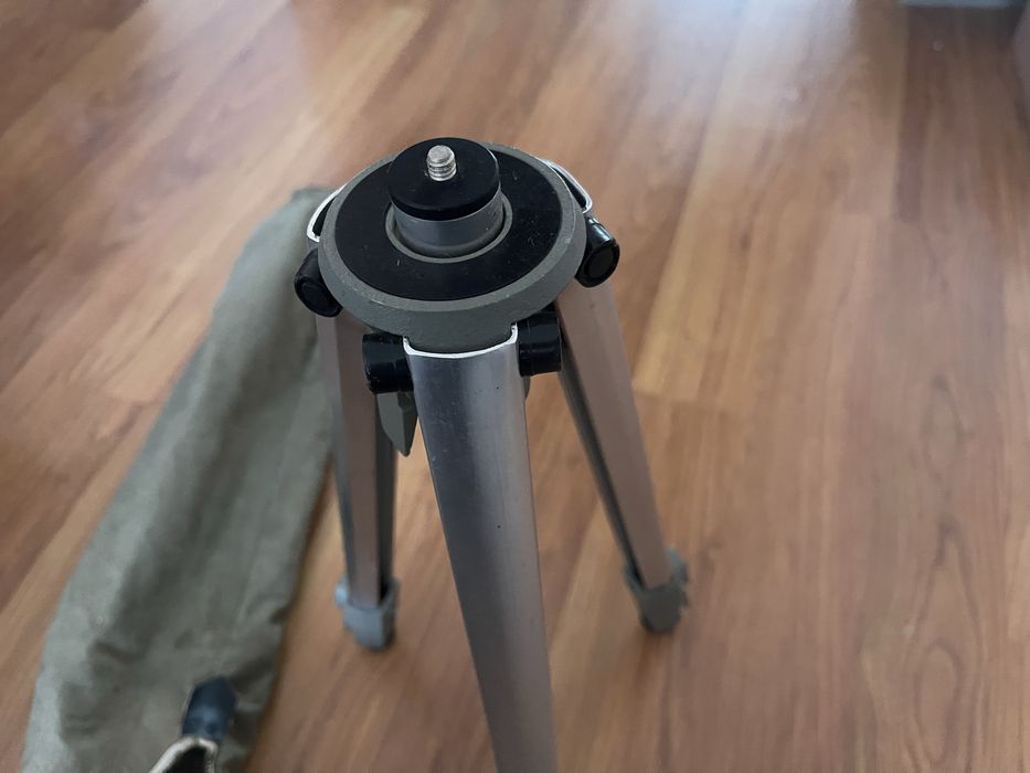 Штатив ( телескопічний )