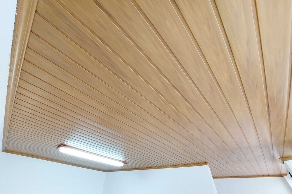 Louças sanitárias, Espelhos, Lavatórios, Esquentador e mais