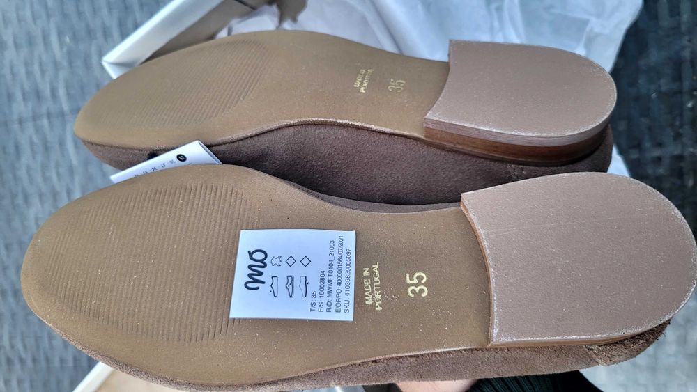 Sapatos senhora - tamanho 35