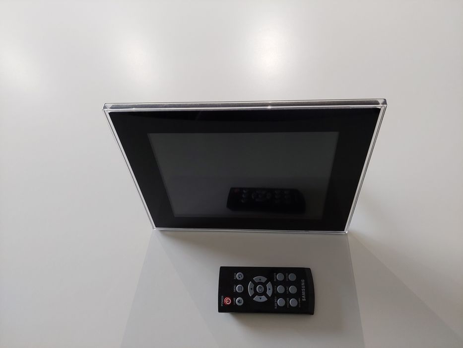 Moldura Digital Samsung Preta