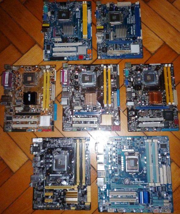 Лот б/у компьютерных материнок (состояние разное - цена за все вместе)
