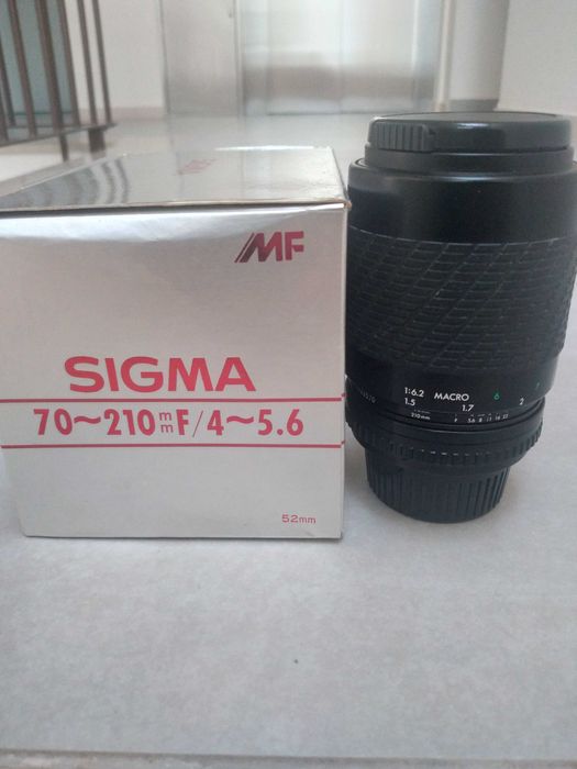 Objetiva Sigma 70-210 para rosca de 52mm
