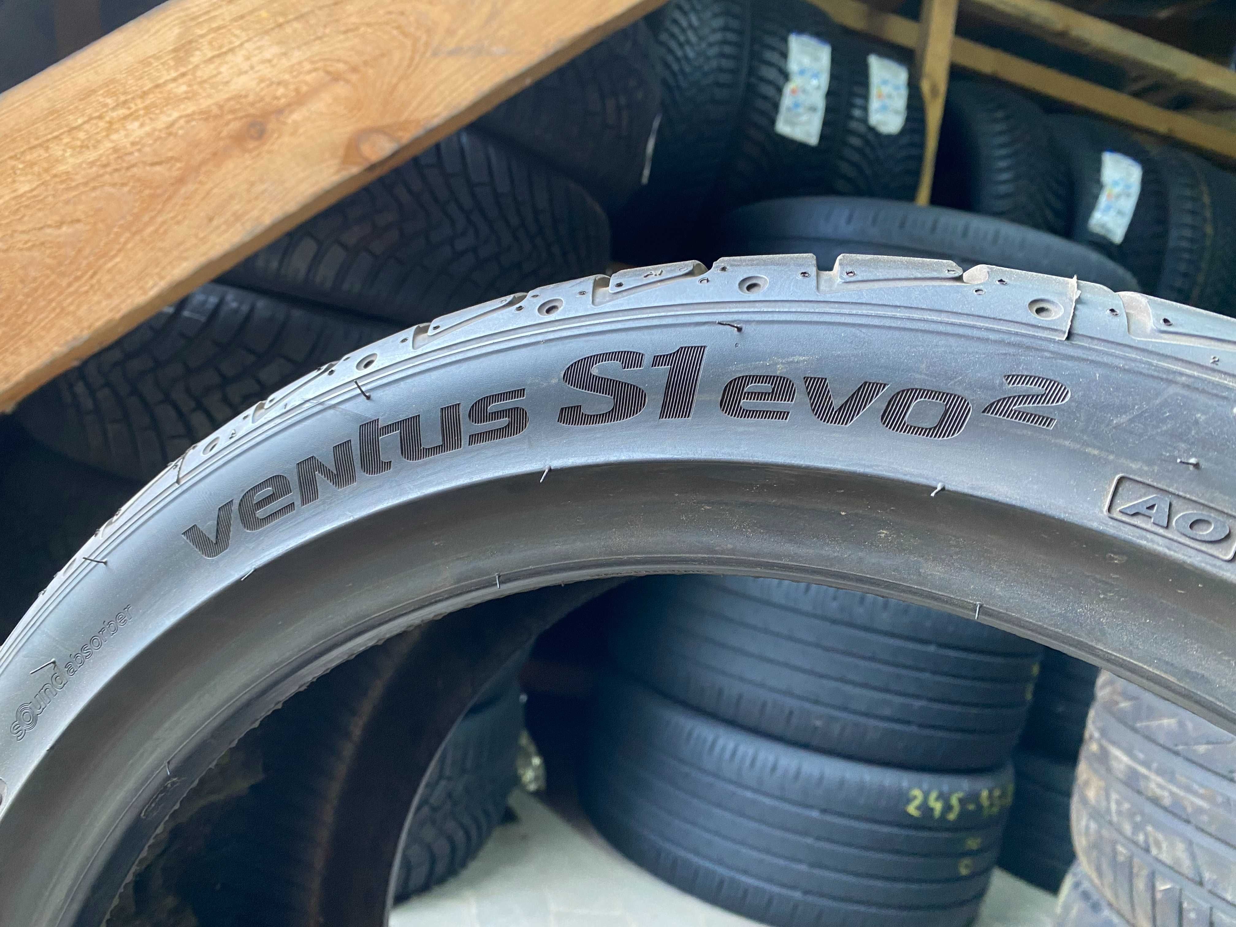 Літні шини 265/35R19 Hankook Ventus S1 Evo2 (2ШТ)