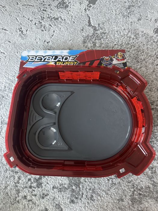 Опис!Beyblade Burst.Hasbro.Takara tomy