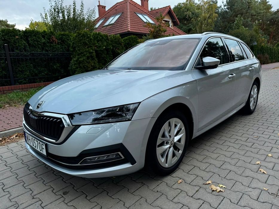 Skoda Octavia STYLE 1.5TSI Full LED Alcantara Radar BEZWYPADKOWY Serwis